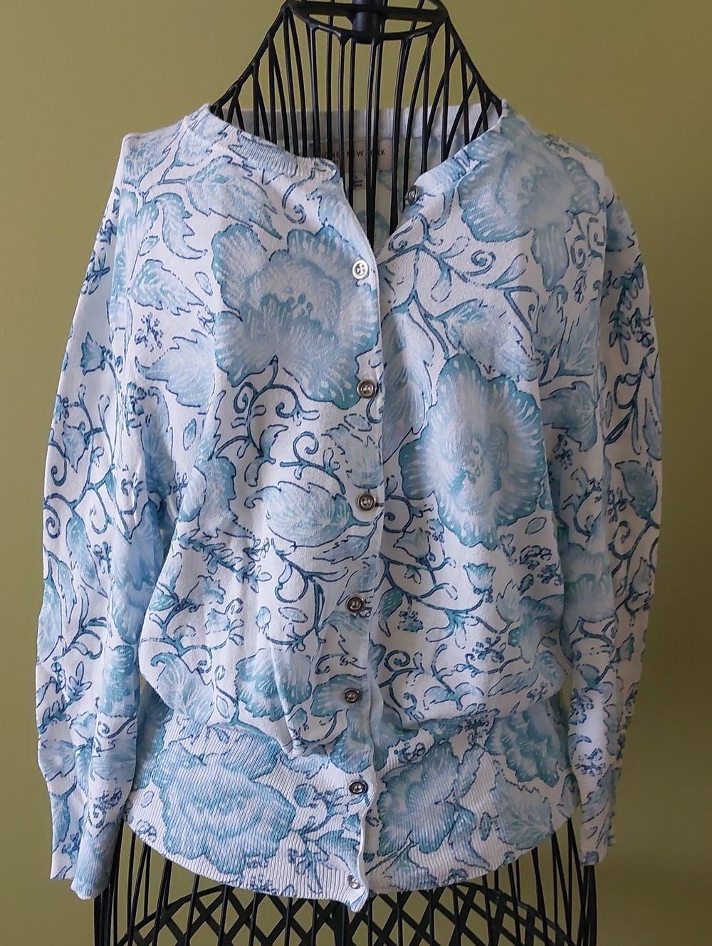 Jones New York White and Light Blue Floral Button-Front Cardigan